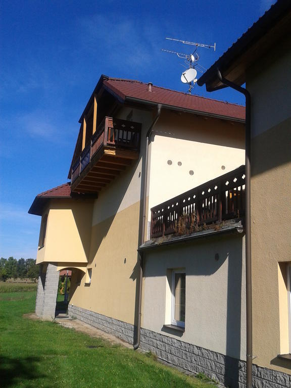 Penzion Stary Dvur Nové Dvory Exterior foto