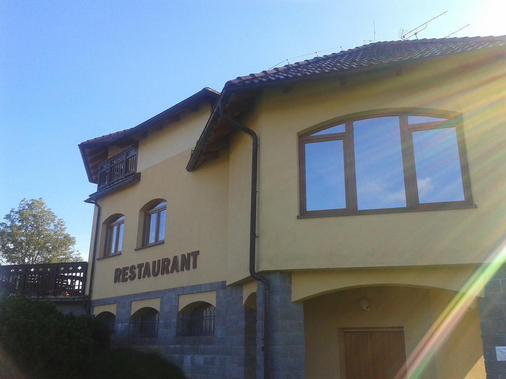 Penzion Stary Dvur Nové Dvory Exterior foto