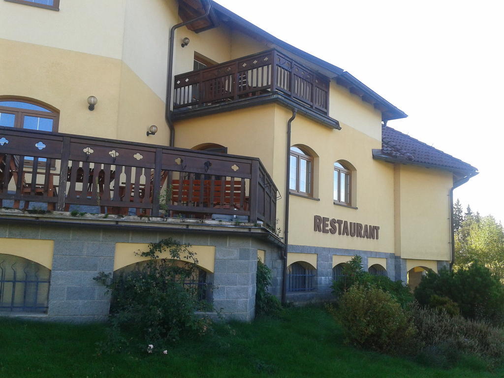 Penzion Stary Dvur Nové Dvory Exterior foto